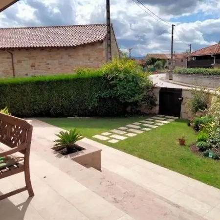 Vakantiehuis La Nueva Campa De Quintes - Reformada, Ideal 7 Pax - Vv-2556-as