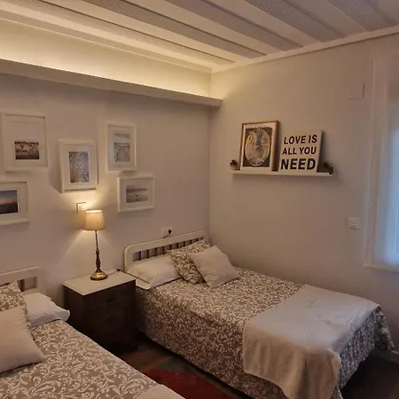 Vakantiehuis La Nueva Campa De Quintes - Reformada, Ideal 7 Pax - Vv-2556-as *